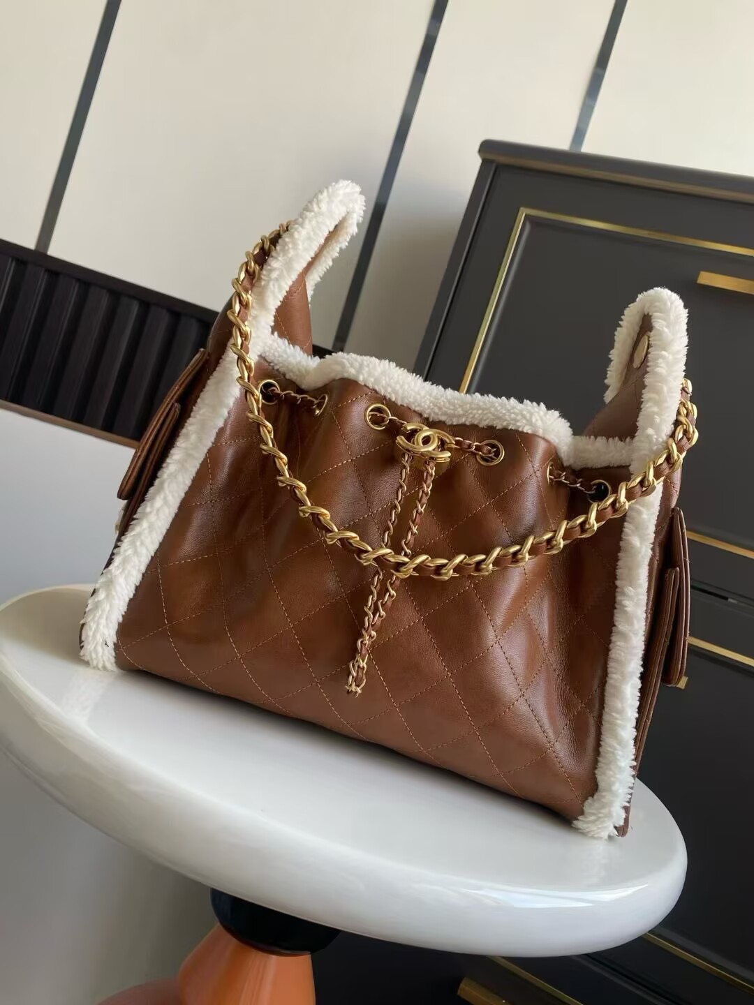 シャネル代引き CHANEL25 スモール ハンドバッグ ブラウン AS5293
