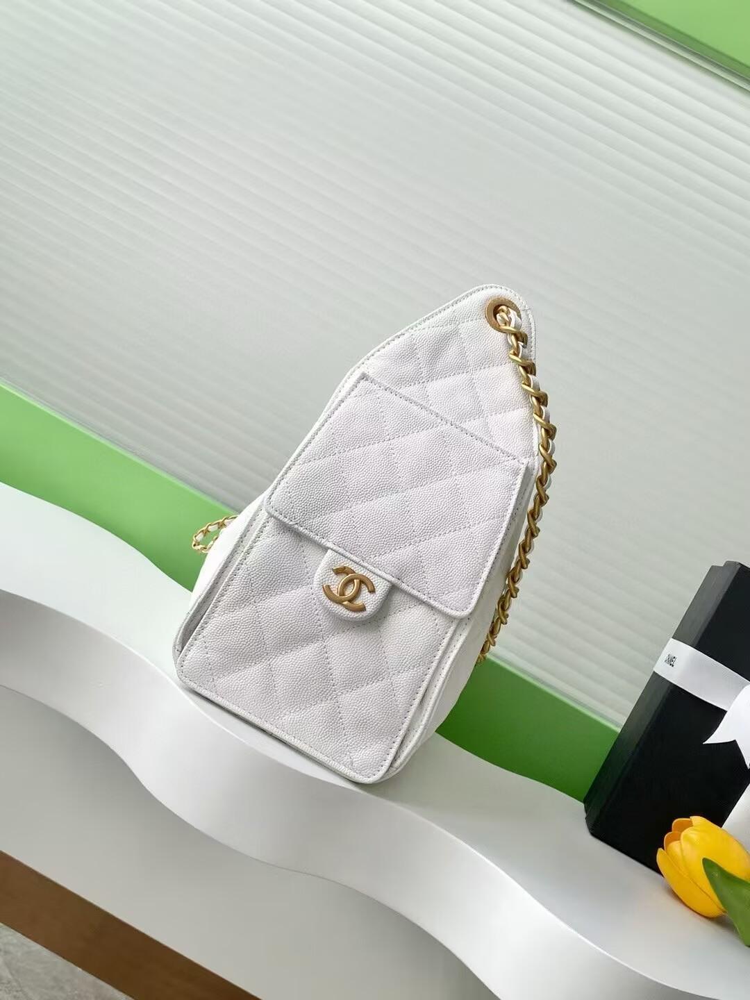 CHANEL スモールバッグ ホワイト チェーン 2WAY AS5293 B20304 10601