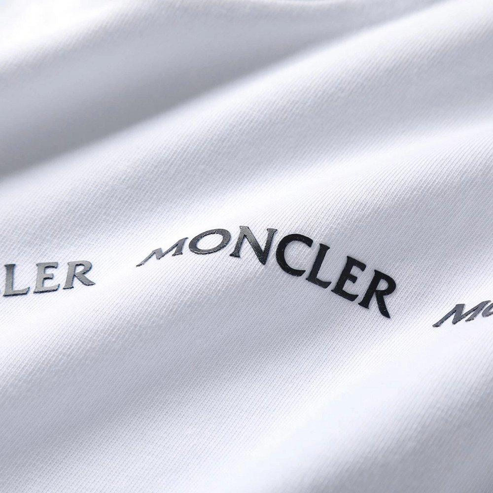 モンクレール 長袖 Tシャツ メンズ クルーネック カットソー ロンT ロゴT アイコンパッチ コットン 8D00009 8390T