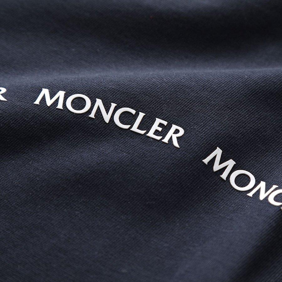 モンクレール 長袖 Tシャツ メンズ クルーネック カットソー ロンT ロゴT アイコンパッチ コットン 8D00009 8390T