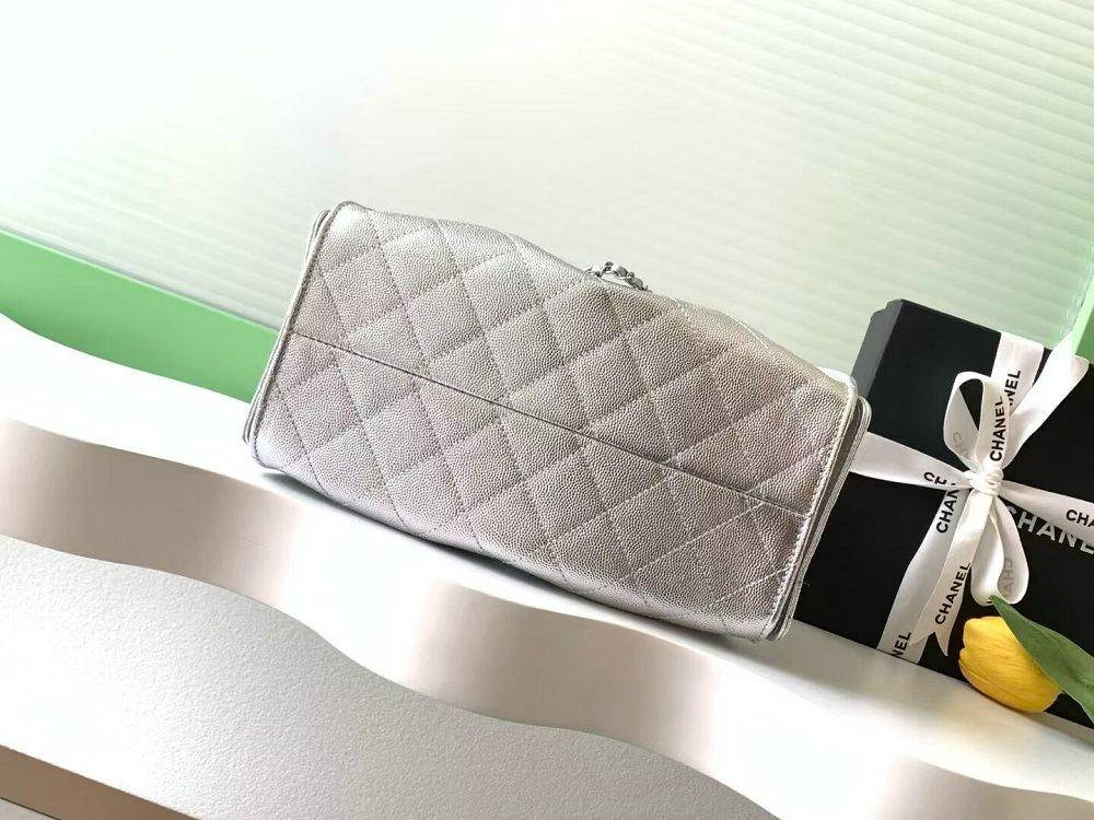 シャネル CHANEL25 スモール ハンドバッグ シルバー AS5293