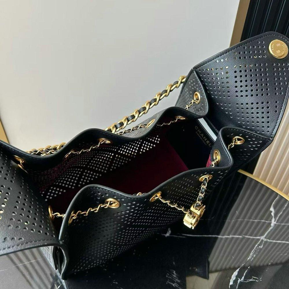 シャネル CHANEL25 スモール ハンドバッグ パンチング ブラック AS5293