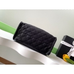 シャネル CHANEL 25 CCロゴ スモール ハンドバッグ  AS5293 B20304 94305