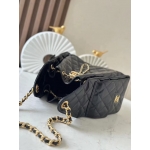 シャネル CHANEL 25 CCロゴ スモール ハンドバッグ  AS5293 B20304 94307