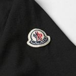 モンクレール 半袖Tシャツ メンズ クルーネック ロゴ刺繍 トリコロールカラー ペンキプリント加工 コットン 8C79310 8390T 999