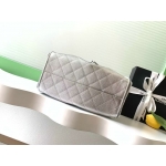 シャネル CHANEL25 スモール ハンドバッグ シルバー AS5293