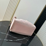 シャネル CHANEL25 スモール ハンドバッグ パンチング ピンク AS5293