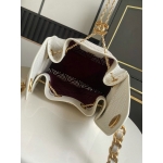 シャネル CHANEL25 スモール ハンドバッグ パンチング ホワイト AS5293