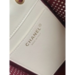 シャネル CHANEL25 スモール ハンドバッグ パンチング ホワイト AS5293
