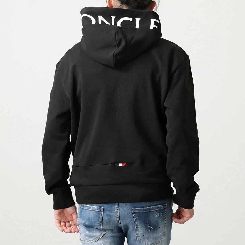 モンクレール フーディー  HOODIE メンズ ハーフジップ プルオーバー パーカー スウェット アイコンパッチ フードロゴ8G00036 8098U 999