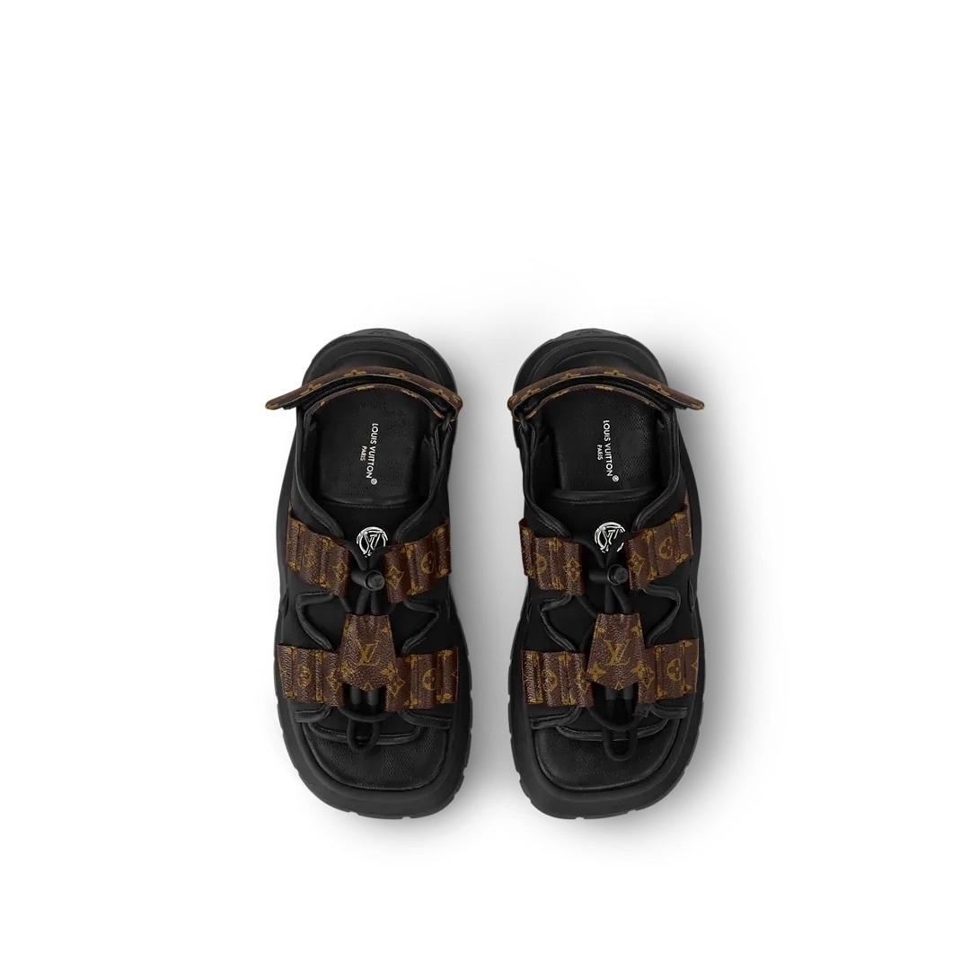 Louis Vuitton カメレオン 厚底サンダル 1AHOAH