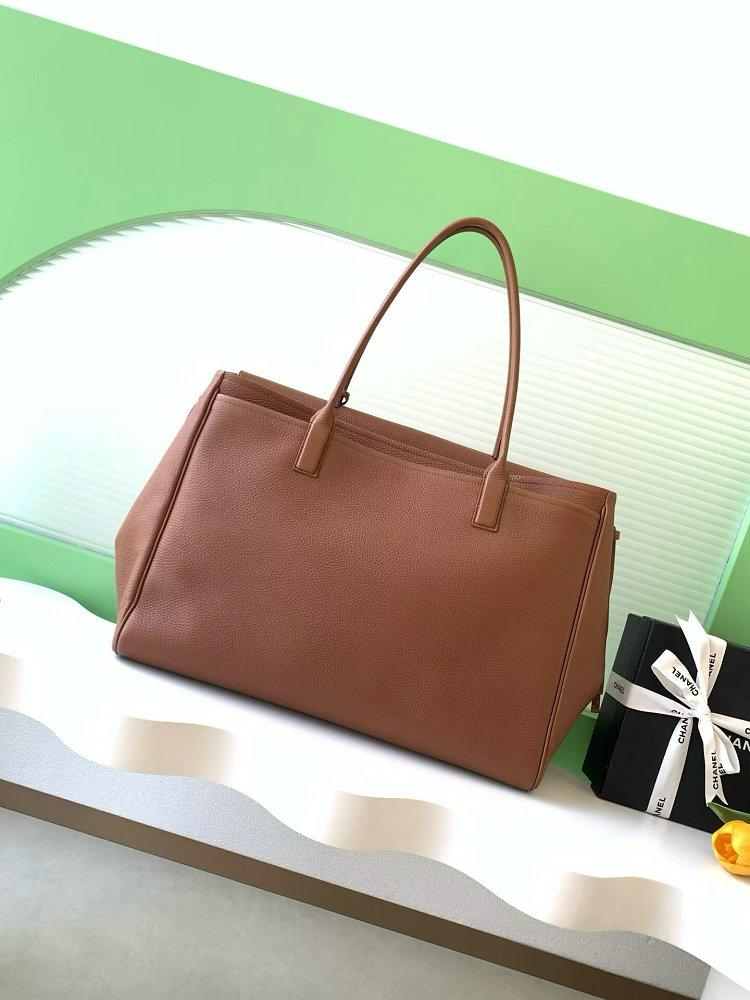 シャネル CC ラージショッピングバッグ AS6289 B24248 94307