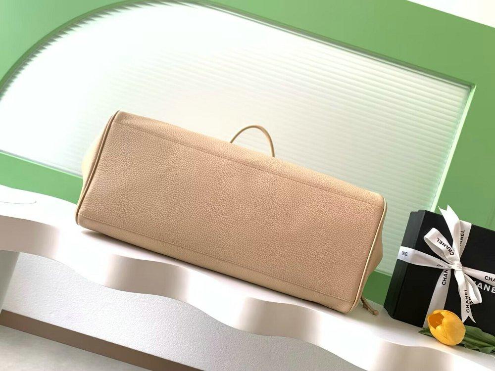 シャネル CC ラージショッピングバッグ AS6289 B24248 94308