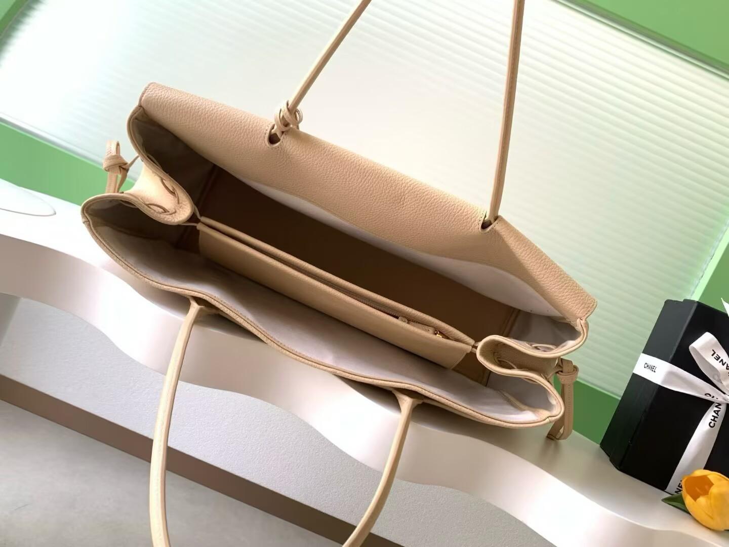 シャネル CC ラージショッピングバッグ AS6289 B24248 94308