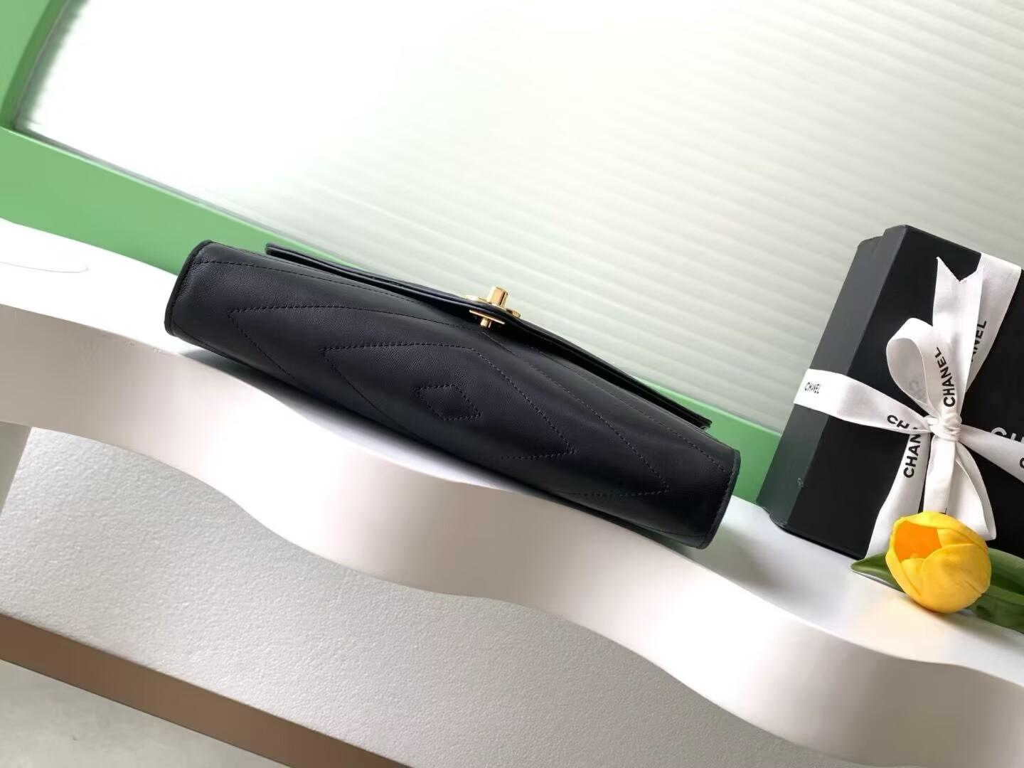 シャネル メティエ・ダール クラッチバックトップハンドル ブラック AS6044