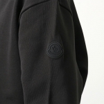モンクレール フーディー  HOODIE メンズ ハーフジップ プルオーバー パーカー スウェット アイコンパッチ フードロゴ8G00036 8098U 999