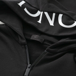 モンクレール フーディー  HOODIE メンズ ハーフジップ プルオーバー パーカー スウェット アイコンパッチ フードロゴ8G00036 8098U 999