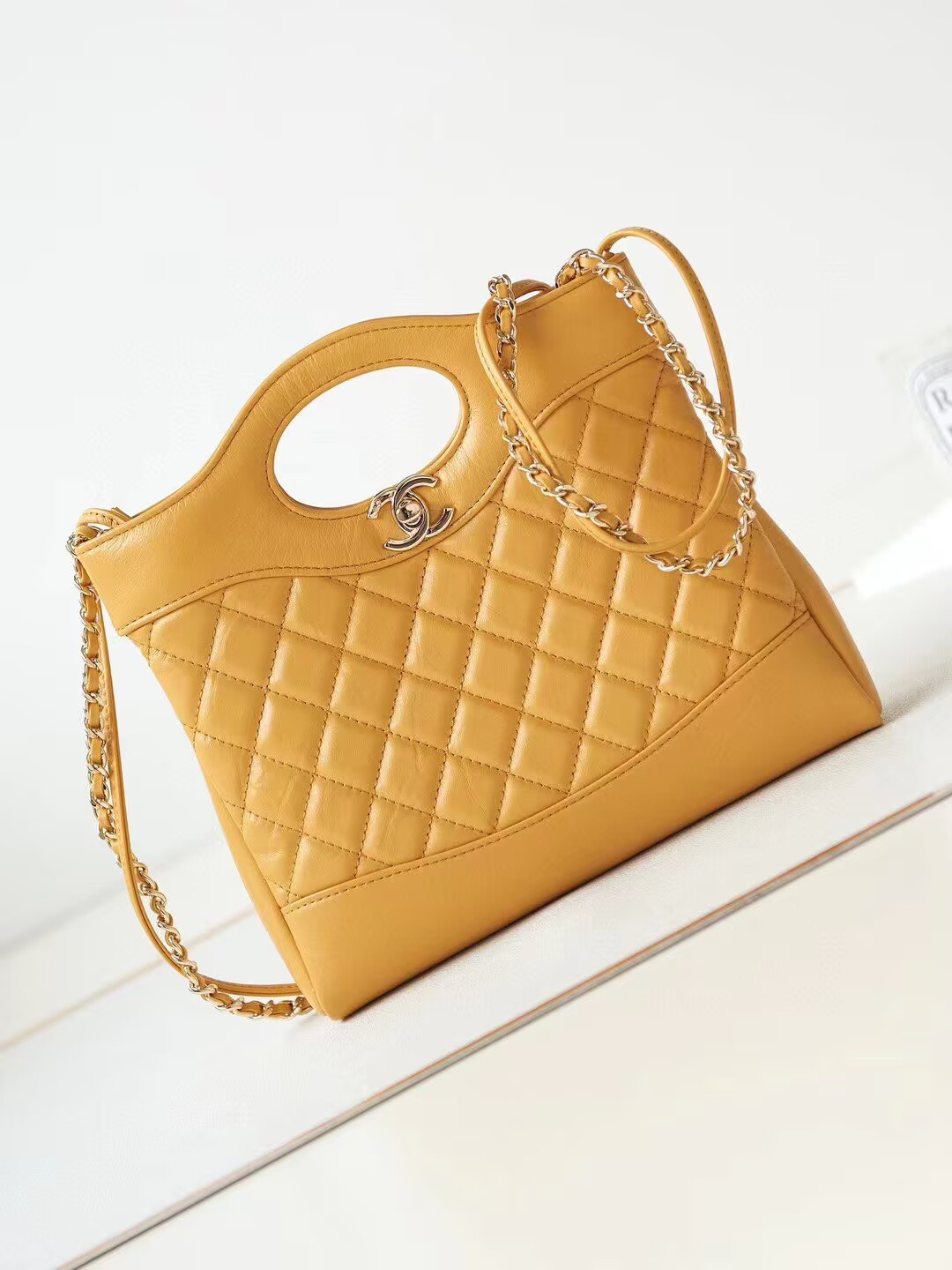  シャネル ミニ カバス CHANEL 31 バッグ メティエダール26 AS4133 B16220 94306