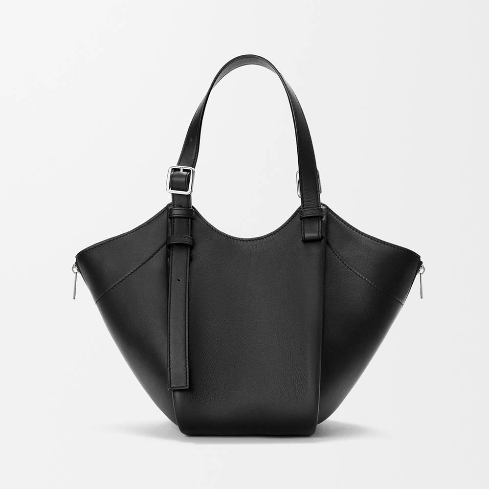  ロエベ  ハンモック フリップ バッグ ショルダーバッグ レディース A538HHBX07