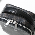  セリーヌ ショルダーバッグ Vertical Messenger Box バーティカル メッセンジャーボックス 117712BZJ.38SI
