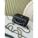 CHANEL ヴァニティバッグ トップハンドル ブラック AP2199
