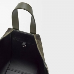ロエベ後払い ハンモックバッグ コンパクト ハンドバッグ  A538H13X55