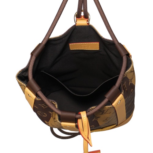 ルイ・ヴィトン Louis Vuitton ランドネ メッセンジャー ストライプ NIGO 肩掛け 巾着型 ショルダーバッグ モノグラム ブラウン M45968 メンズ