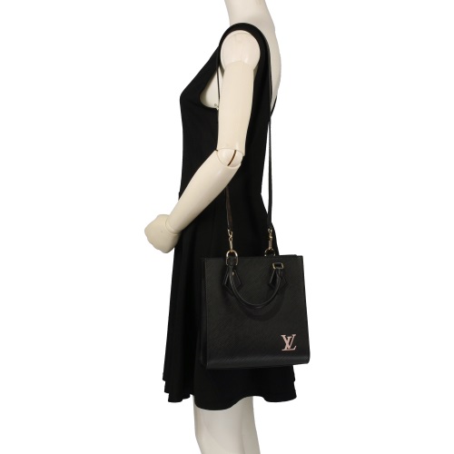 ルイヴィトン LOUIS VUITTON ショルダーバッグ サックプラBB クロスボディバッグ ハンドバッグ エピ・レザー ノワール ブラック 黒 M58660